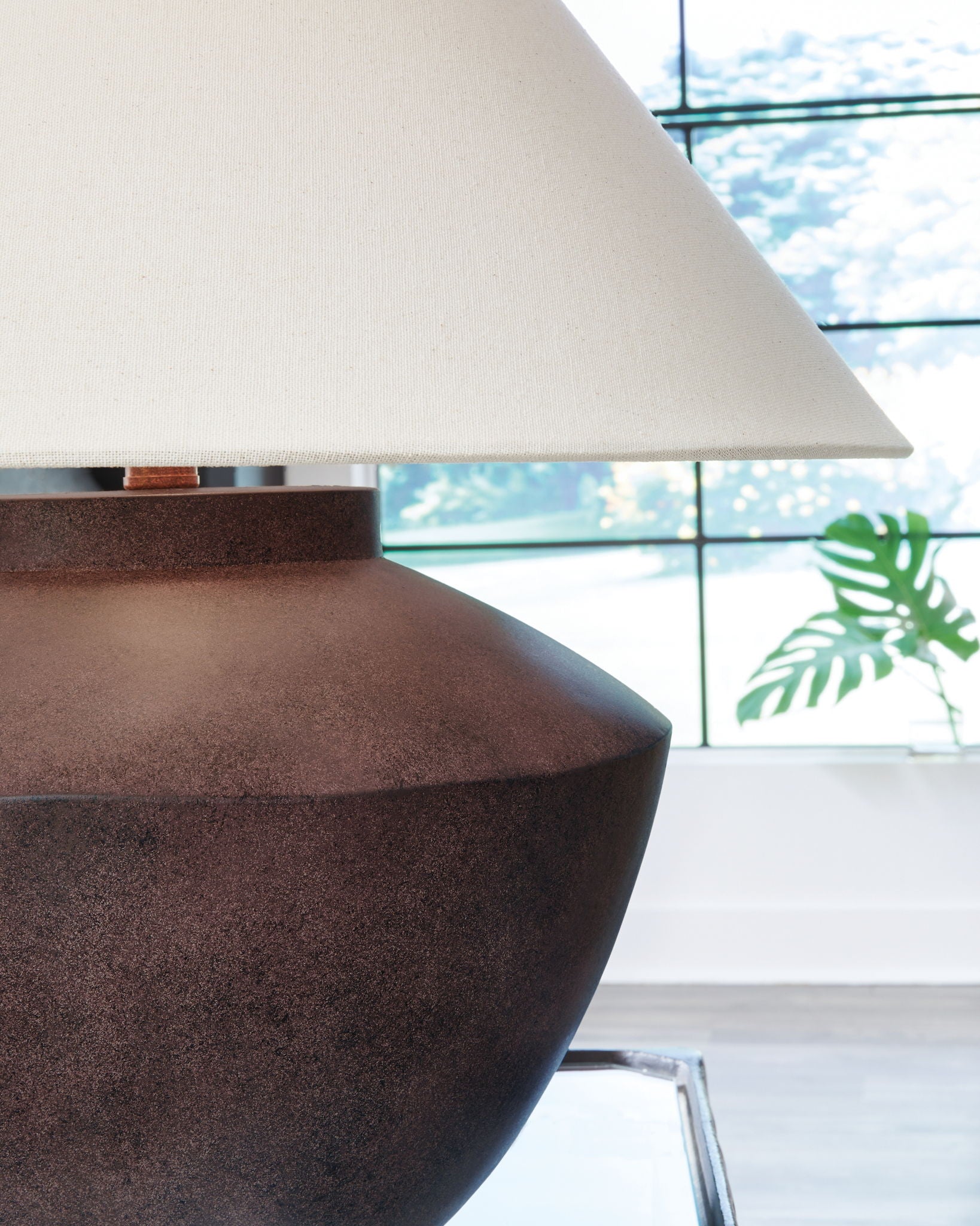 Honsworth - Antique Brown - Poly Table Lamp