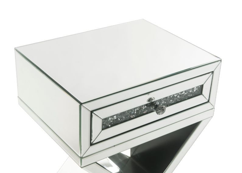 Noralie - Mesa auxiliar con base en forma de X - Plata perlada - Madera