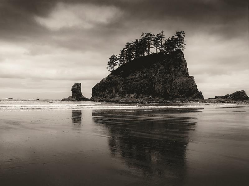 Ship Rock By Jd Studios (Small) - Dark Gray