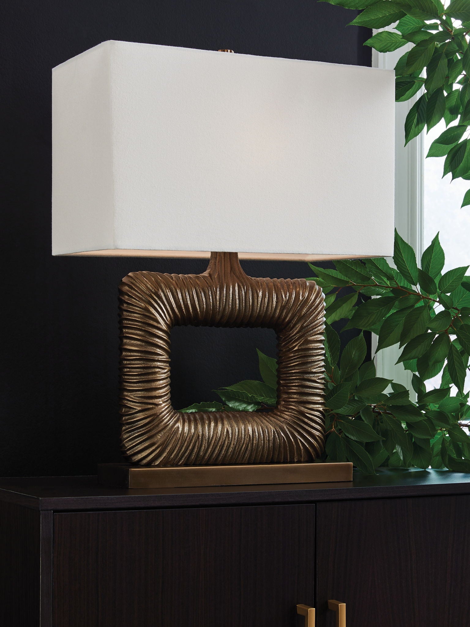 Garronby - Antique Brass Finish - Metal Table Lamp