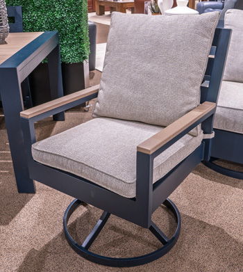 East Beach - Blue - Swivel Chair With Cushion (Set of 2)