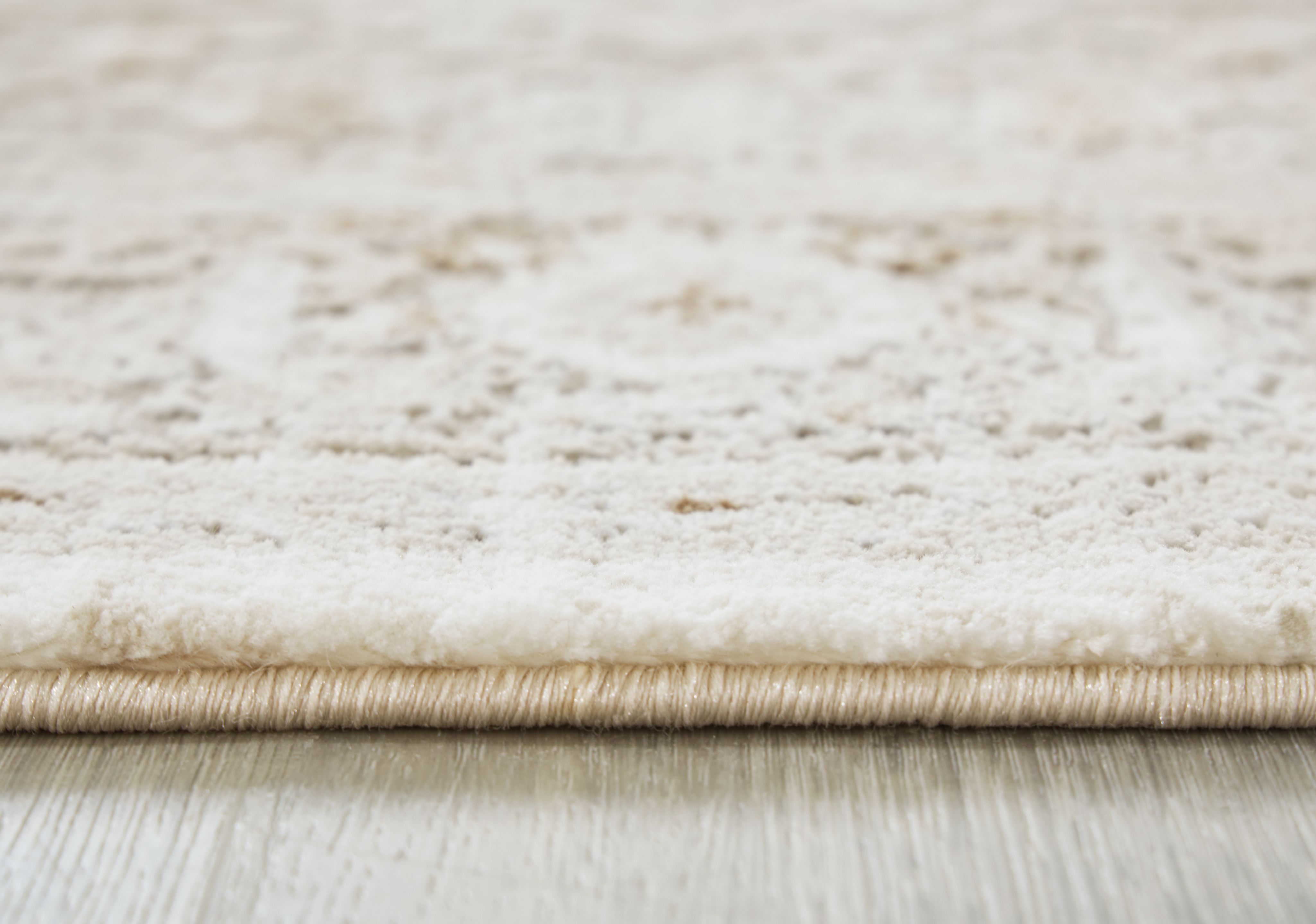 Gatwell - Rug